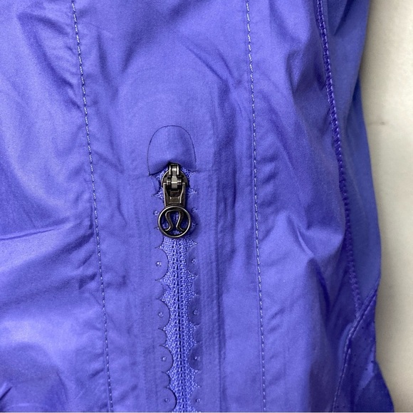 Lululemon Run Essential Jacket Purple Size 4 - Picture 8 of 9